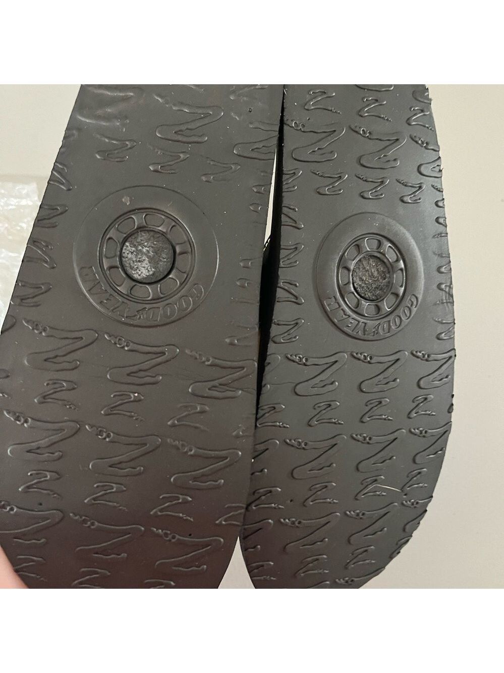 NASCAR Goodyear Racing Flip Flops - Picture 3 of 6